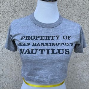 VGUC Vintage 1980s Nautilus Grey Cropped Tee Shirt - Size Small